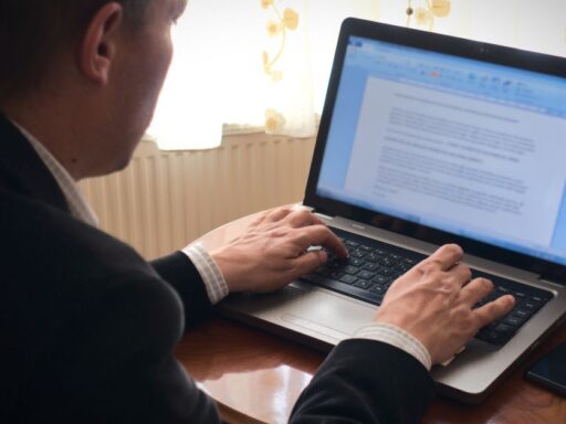 como hacer una introduccion de un ensayo,como hacer una introducción de un ensayo,como hacer una introduccion de un ensayo literario,como hacer una introduccion de un ensayo argumentativo,como inicia un ensayo,como iniciar un ensayo,introduccion de un ensayo,introducción de un ensayo,introduccion de un ensayo ejemplos,ensayo,ensayo ejemplo