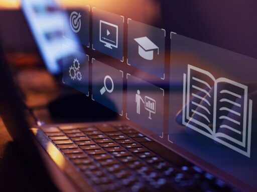 Educación en línea con tecnología digital