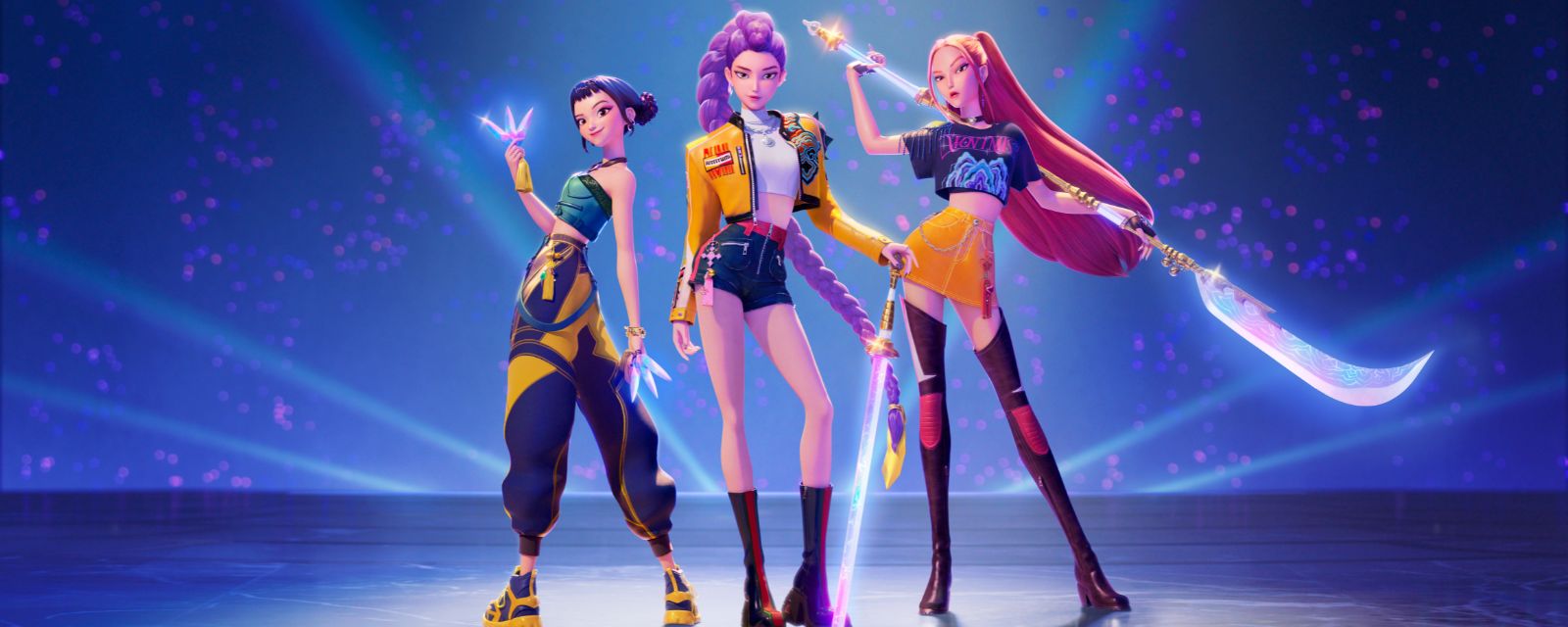 Tres personajes animados posando con luces brillantes